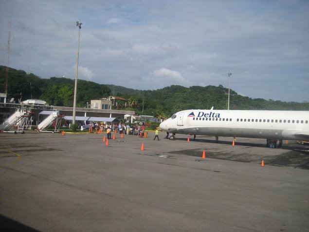 Roatan Airline Roatan Airport