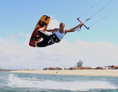 Roatan Kite Surfing Lessons